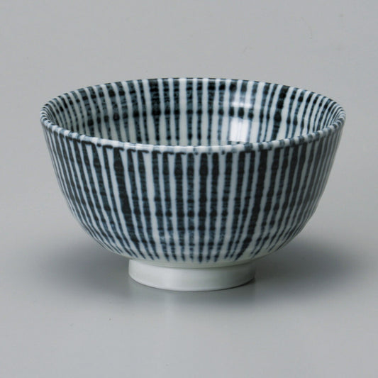 茶碗 藍十草飯碗 [ 11.4 x 6.3cm ] | ちゃわん お茶碗 飯碗 ご飯茶碗 白米 人気 おすすめ 食器 業務用 飲食店 カフェ うつわ 器 おしゃれ かわいい ギフト プレゼント 引き出物 誕生日 贈り物 贈答品
