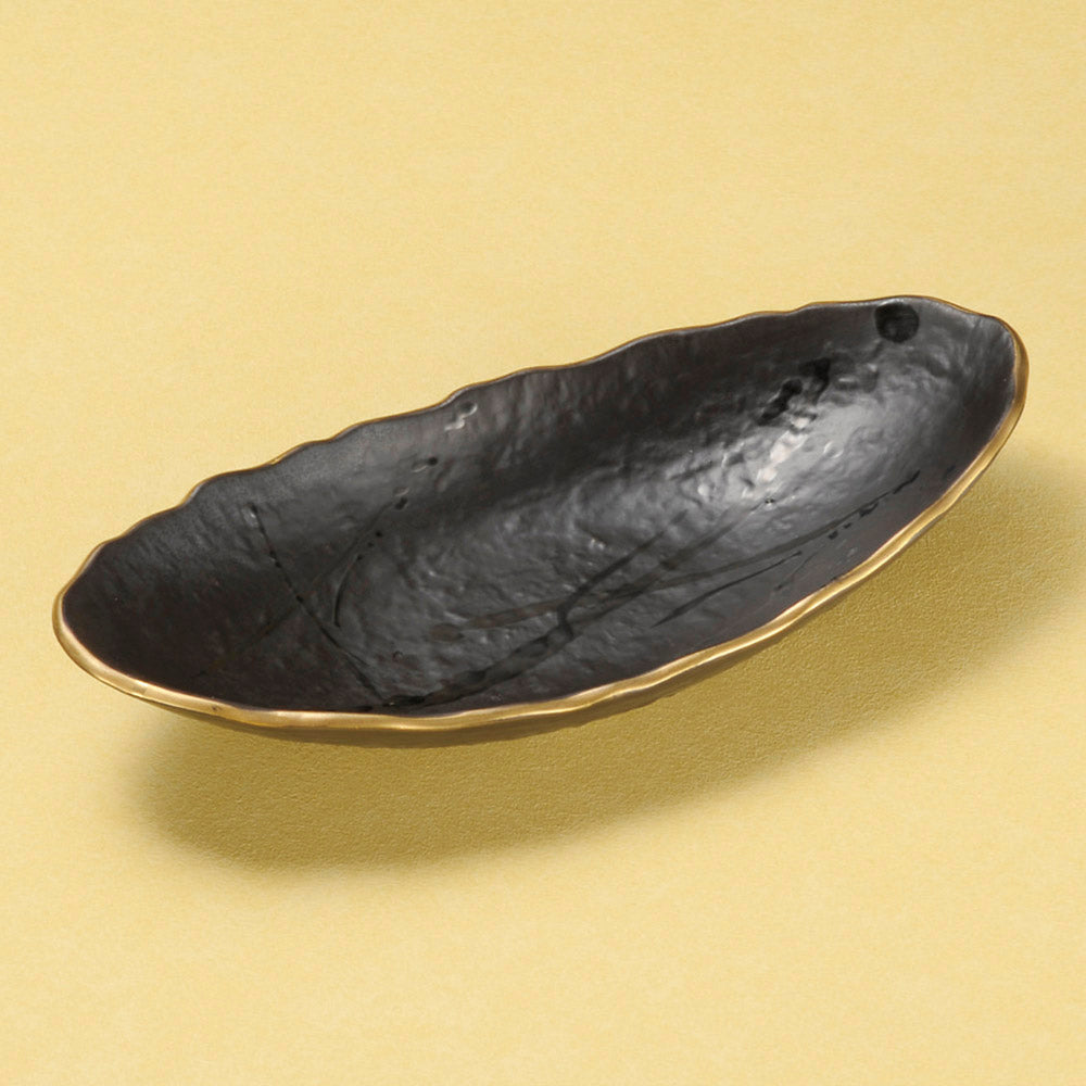 楕円皿 黒釉渕金舟型8.5浅鉢 [ 25.7 x 12 x 4.8cm ] | オーバルプレート 楕円皿 人気 おすすめ パスタ皿 フルーツ皿 食器 業務用 飲食店 カフェ うつわ 器 おしゃれ かわいい ギフト プレゼント 誕生日 贈り物 贈答品