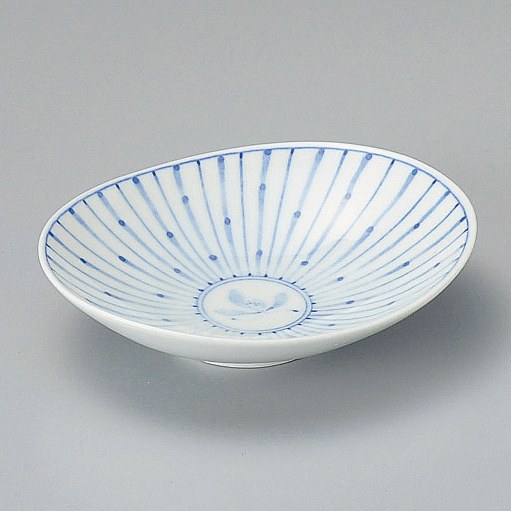 小鉢 十草蘭楕円皿（中）（有田焼） [ 15.5 x 13 x 2cm ] | オーバルプレート 楕円皿 人気 おすすめ パスタ皿 フルーツ皿 食器 業務用 飲食店 カフェ うつわ 器 おしゃれ かわいい ギフト プレゼント 誕生日 贈り物 贈答品