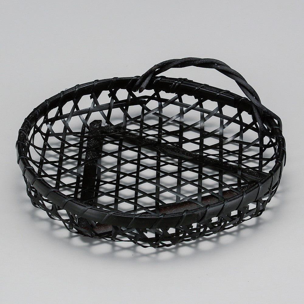 ☆ 竹製品 ☆ 染竹ユリ篭カズラ付(中) [ φ15 x H6cm ]