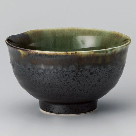 ☆ 飯碗 ☆ いぶし黒織部茶碗 [ φ12 x 7cm ]