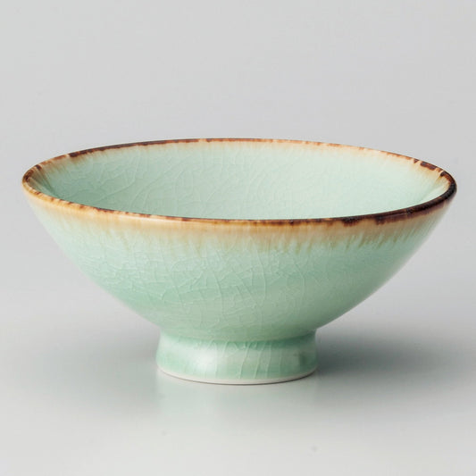 ☆ 飯碗 ☆ 翠玉中平 [ φ12 x 5.5cm ]