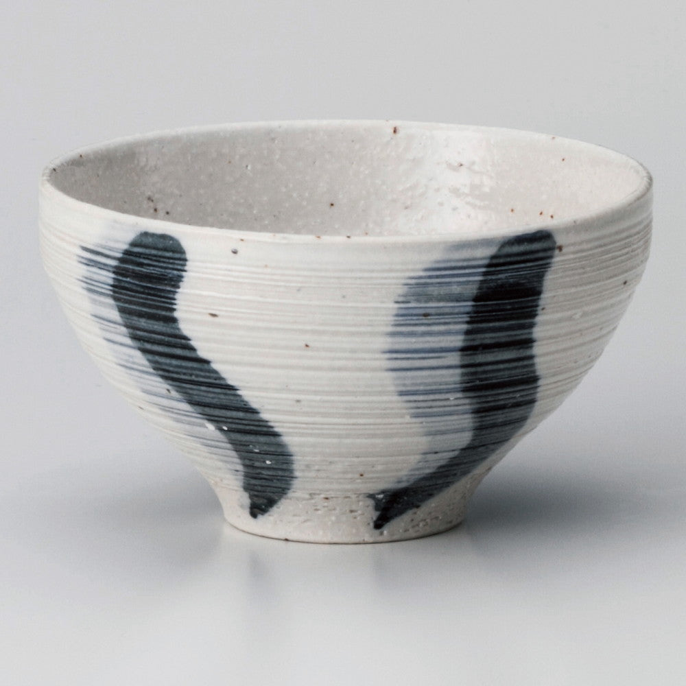 ☆ 飯碗 ☆ うるし流水(青)茶碗 [ φ11.5 x 6.5cm ]
