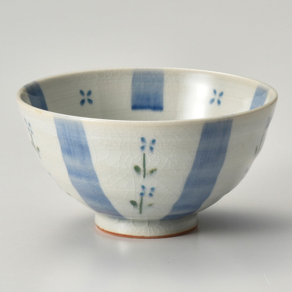 ☆ 飯碗 ☆ 花十草茶碗青 [ φ11.5 x 6cm ]
