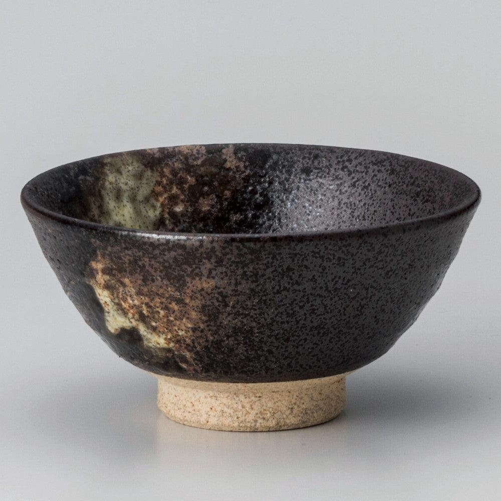 ☆ 飯碗 ☆ 手造りわびすけ中平 [ φ11.3 x 5.3cm ]