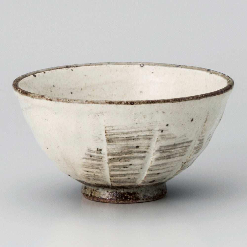 ☆ 飯碗 ☆ 刷毛粉引茶碗 [ φ12 x 6cm ]